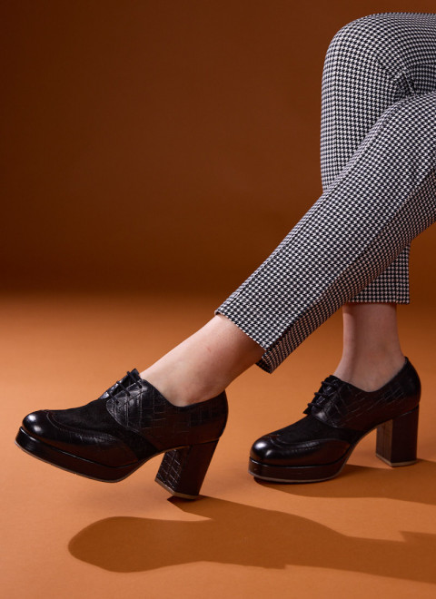Strasbourg Leather Heeled Platform Brogues - Black - Model Front
