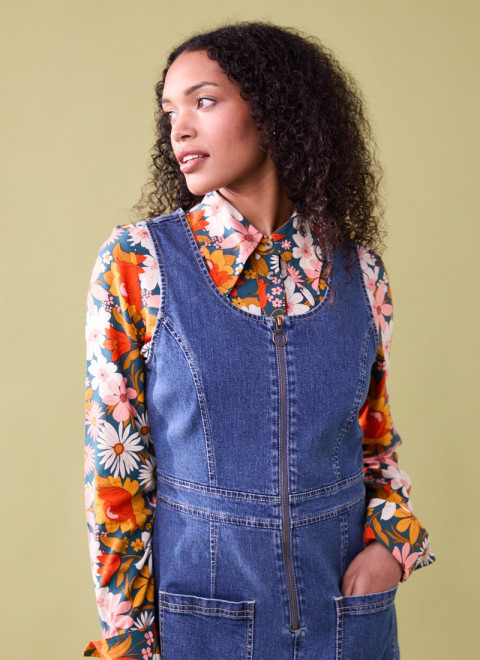 Velma Retro Floral Print Dagger Collar Blouse - Model Front Size 10